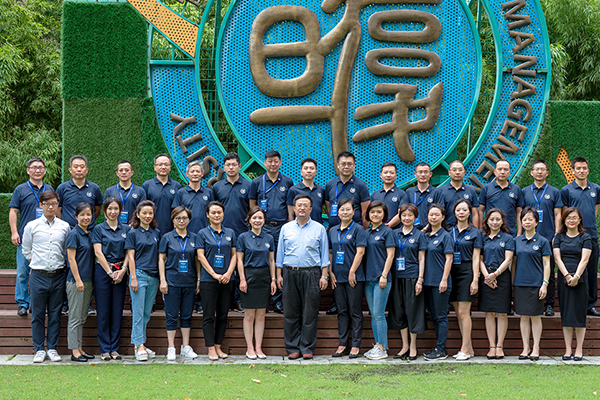 万腾高管班走进复旦大学，管理再提档，探索新发展